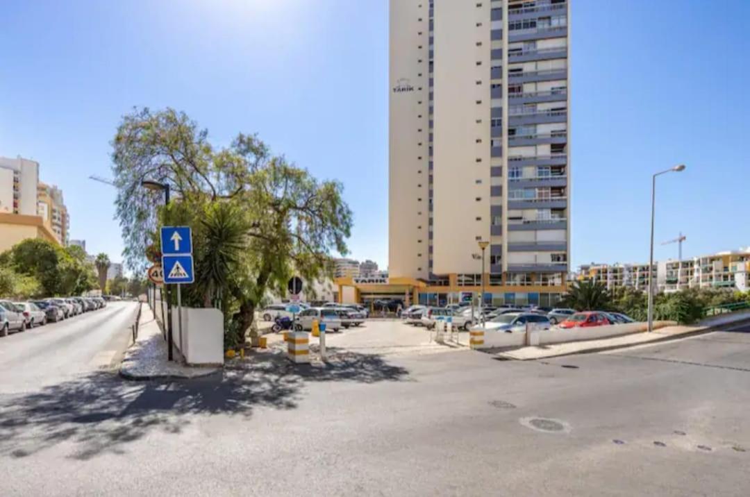 Luxury 2 Min Beach With Balcony, Ocean View, Wifi, Ac, Smarttv بورتيماو المظهر الخارجي الصورة