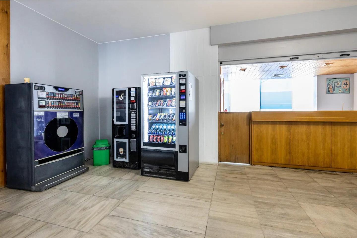 Luxury 2 Min Beach With Balcony, Ocean View, Wifi, Ac, Smarttv بورتيماو المظهر الخارجي الصورة