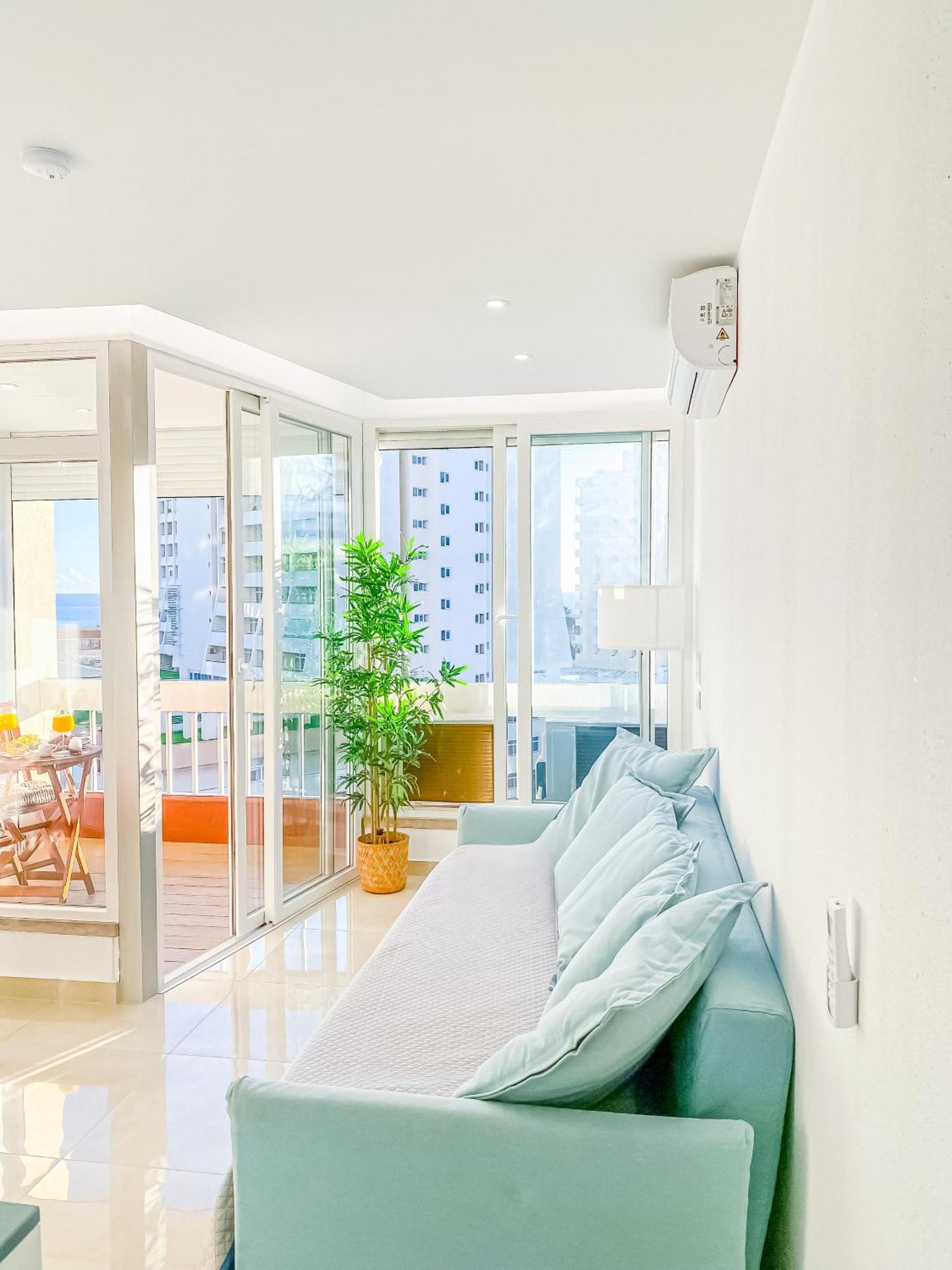 Luxury 2 Min Beach With Balcony, Ocean View, Wifi, Ac, Smarttv بورتيماو المظهر الخارجي الصورة