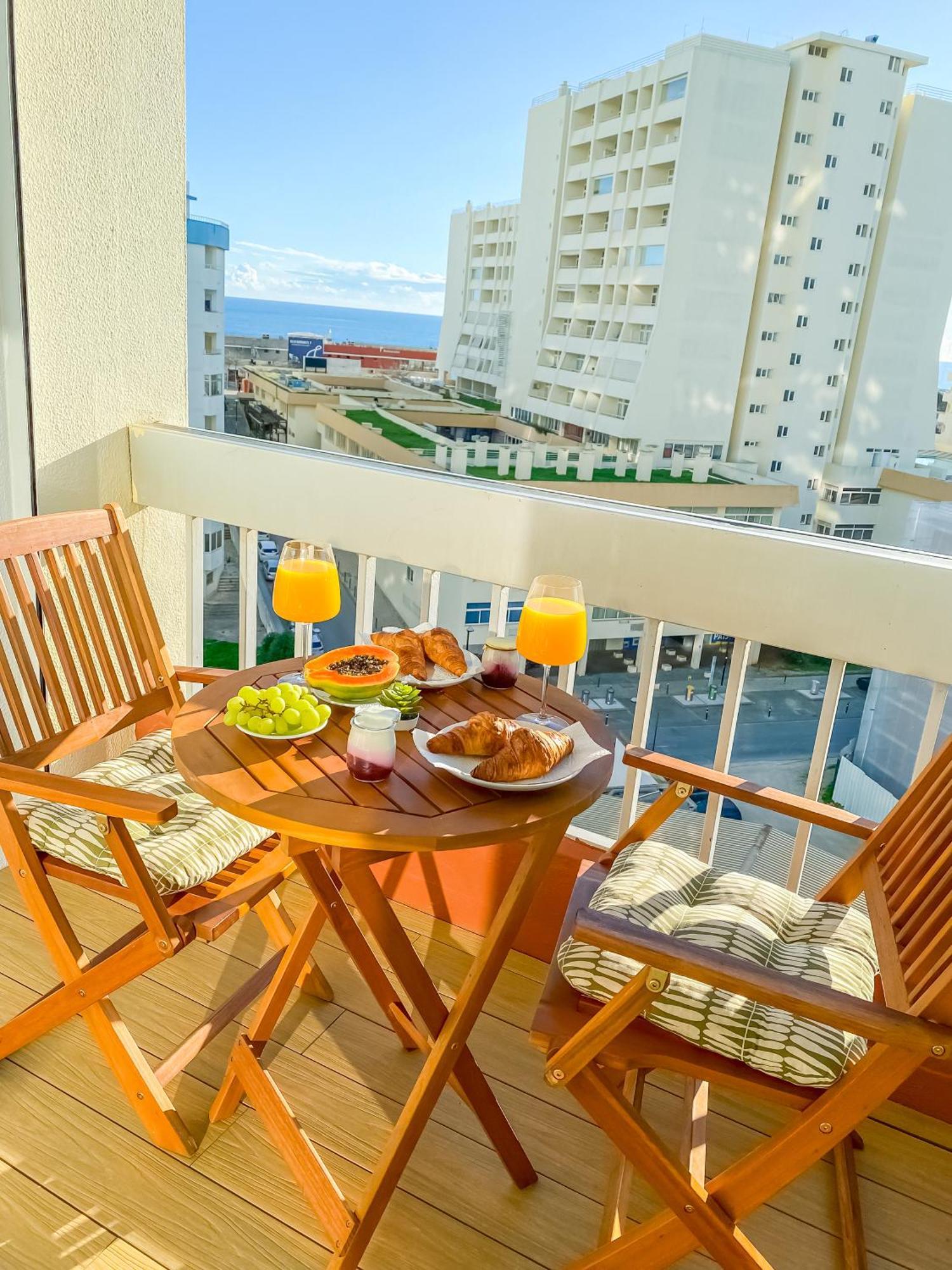 Luxury 2 Min Beach With Balcony, Ocean View, Wifi, Ac, Smarttv بورتيماو المظهر الخارجي الصورة